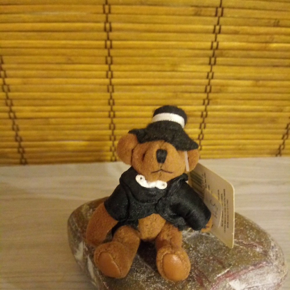 Mini Teddy bear by RUSS